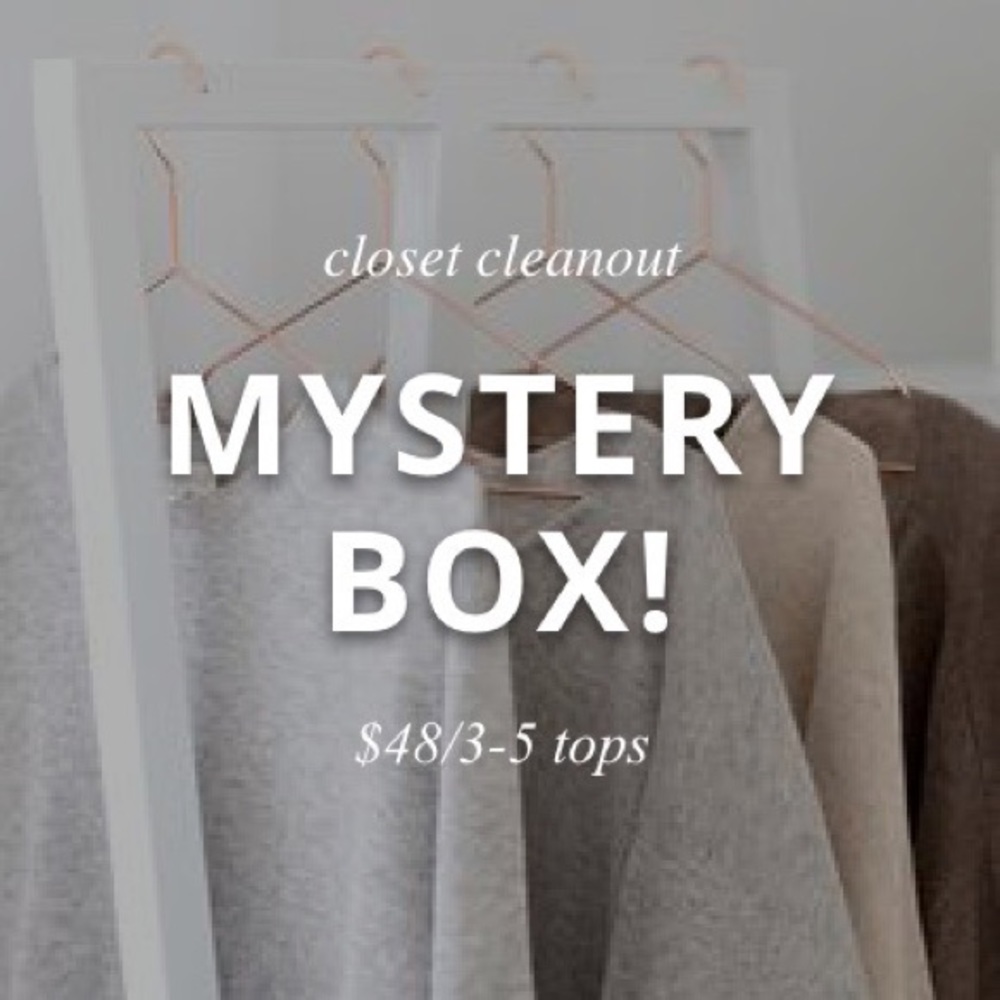 Women’s Tops - MYSTERY BOX!